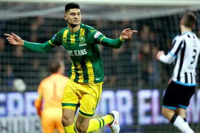 太阳报：切尔西明夏锁定凯莱赫 或匹配3500万估价